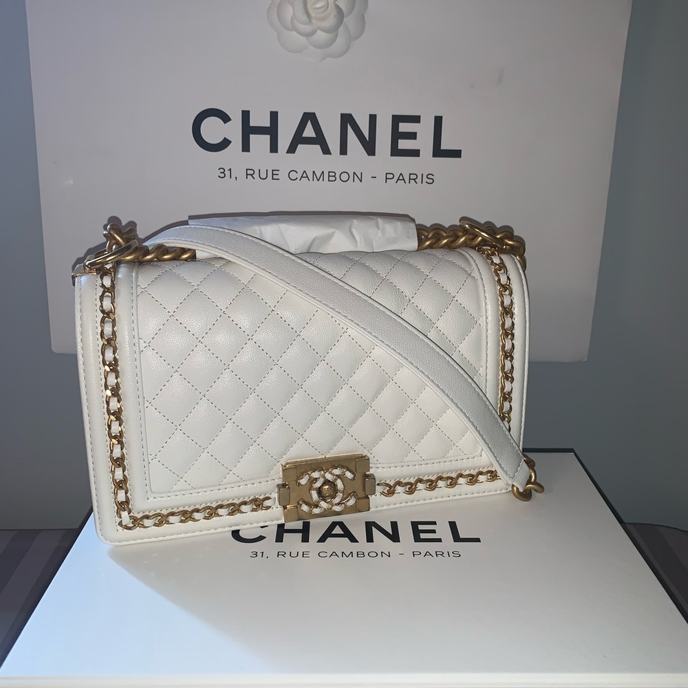 CHANEL Caviar Quilted Boy Bag White Spring Summer 2023
